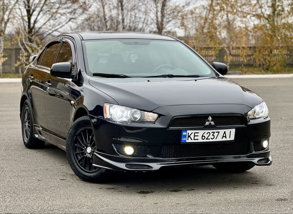 Продам Mitsubishi Lancer X