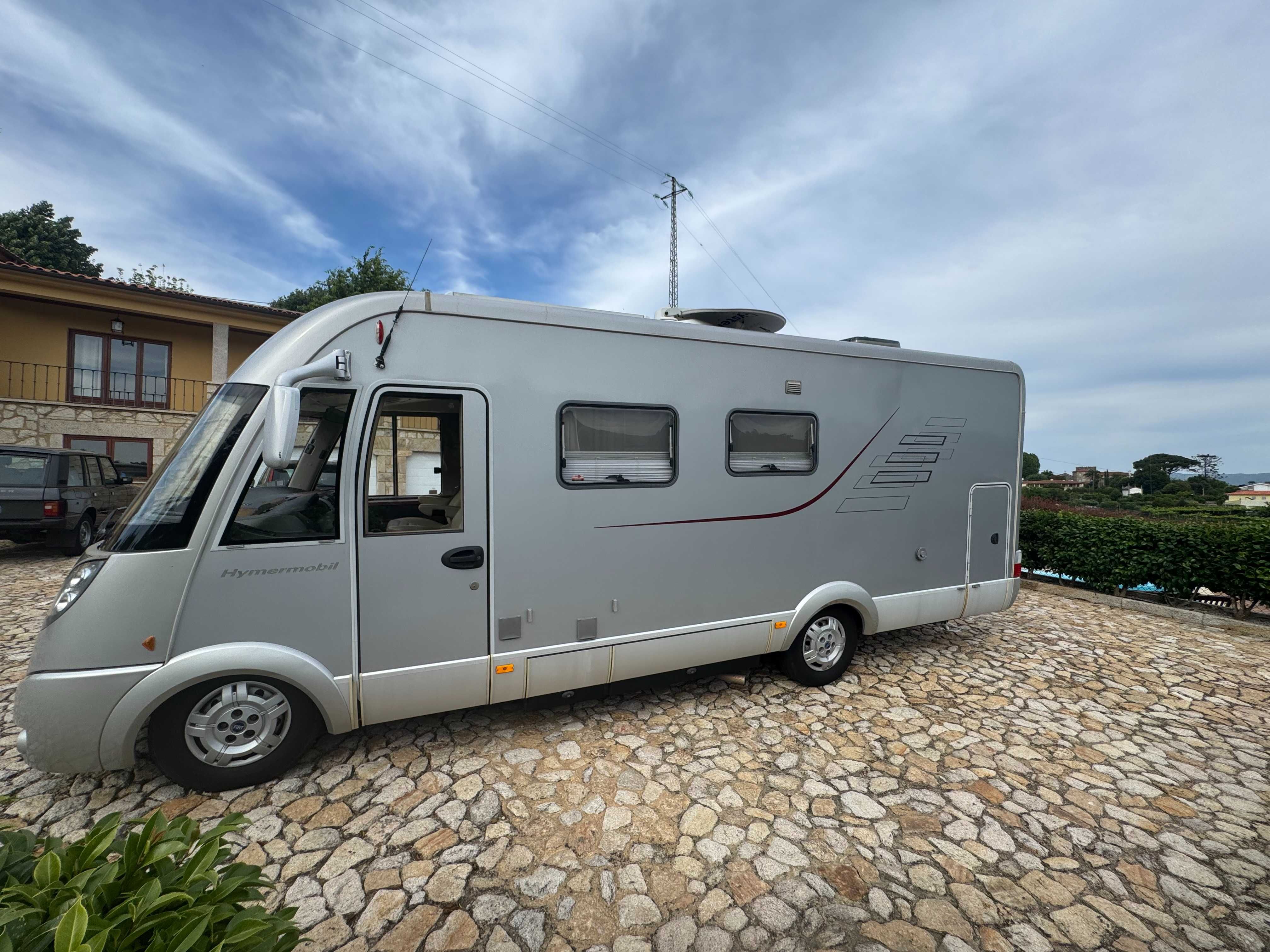 Autocaravana Integral HYMER B 694 SL