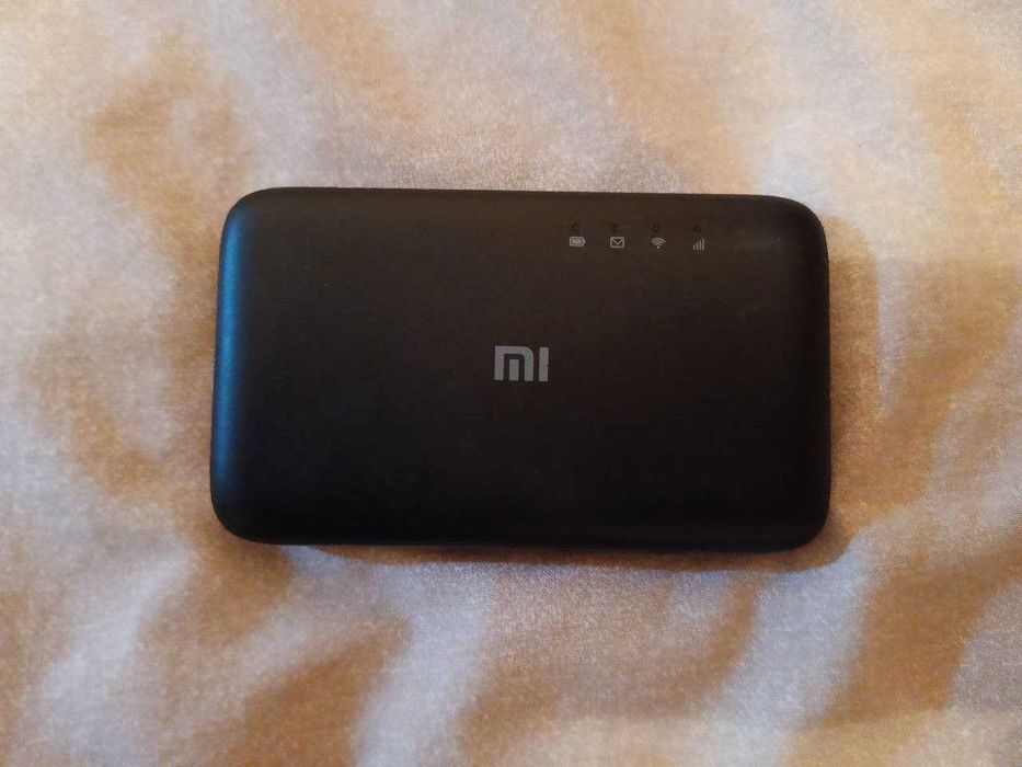Мобільний 4G-маршрутизатор Xiaomi F490 4G LTE