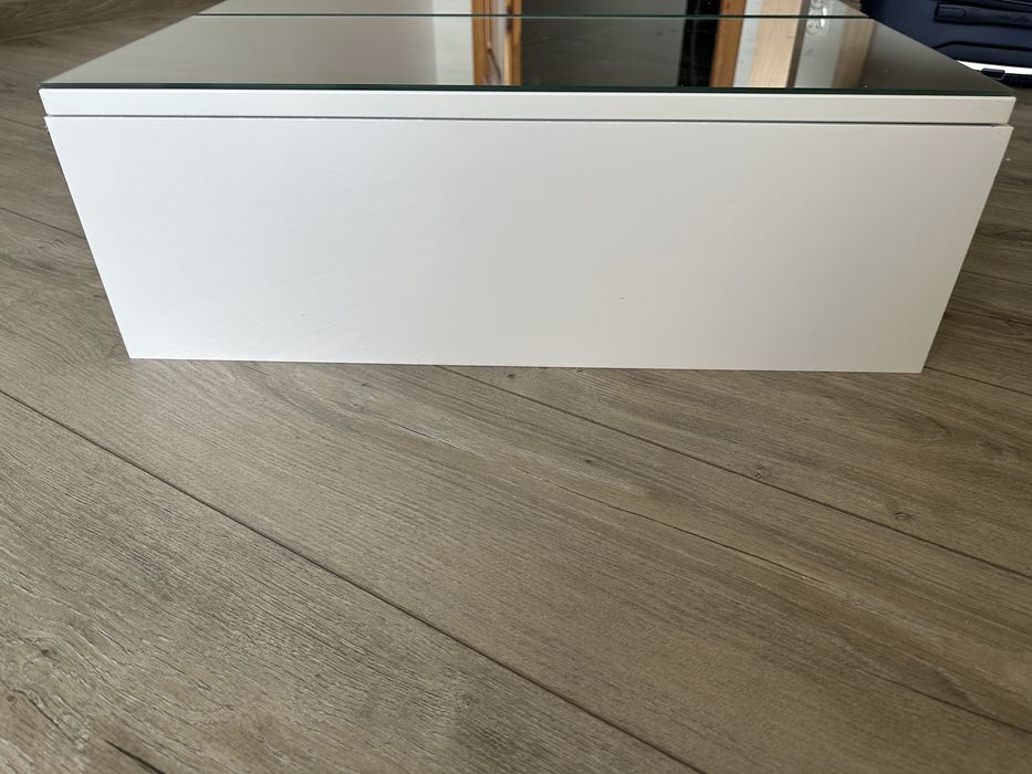Szafka łazienkowa z lustrem