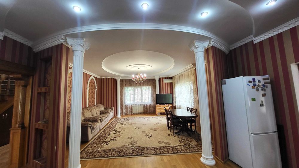 Оренда 2-х поверхового будинка, вул. Сказочна, Великий луг.