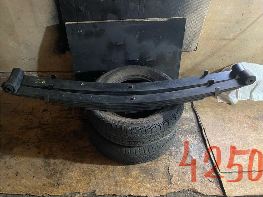 Продам ресори Isuzu NQR