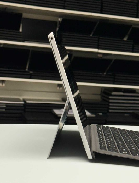 Tablet Microsoft Surface Pro 5 12" i5-7300U 8GB RAM 256GB 2K DOTYK!