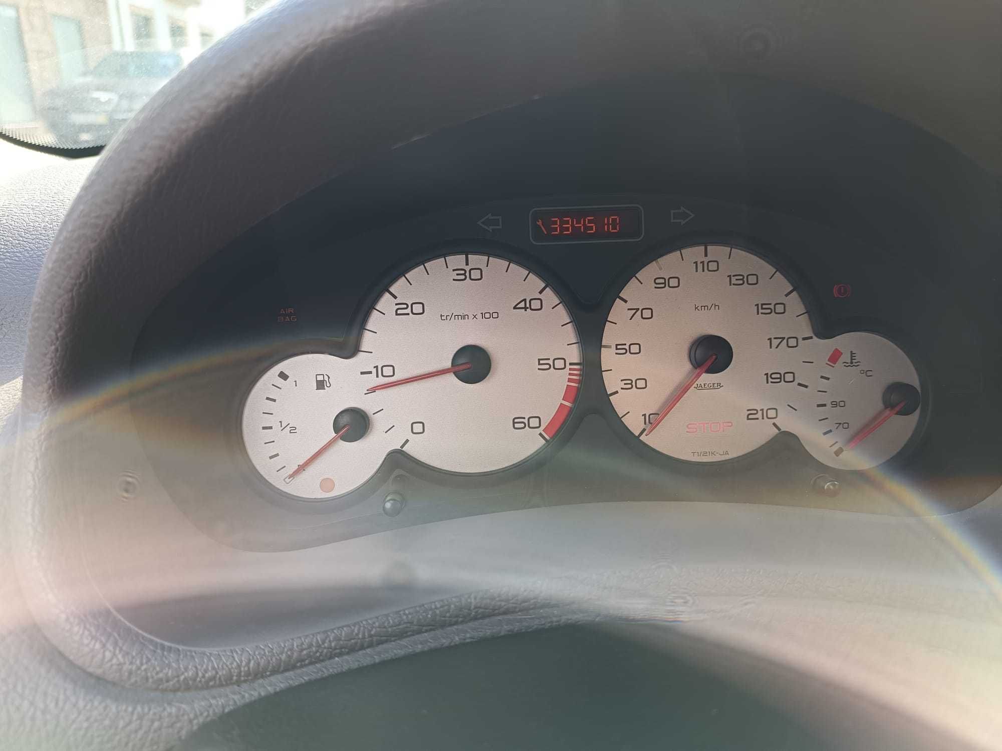 peugeot 206  a gasóleo, muito económico