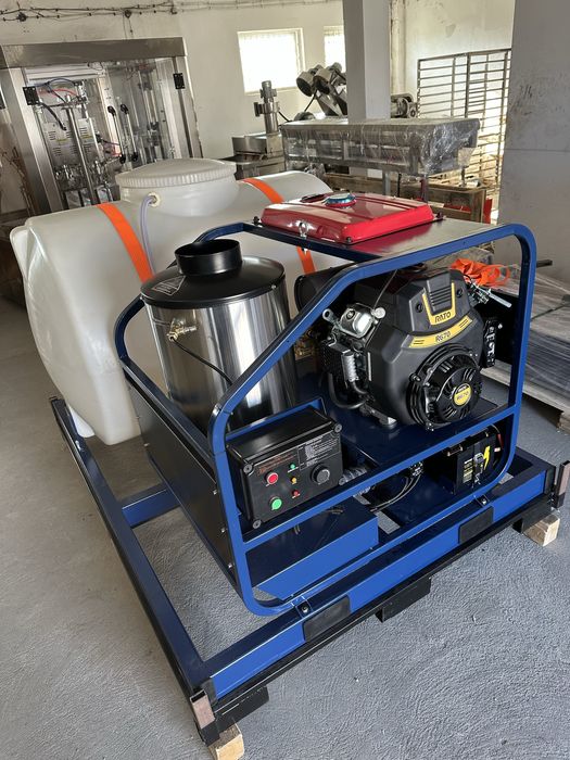 Przemysłowa myjka ciśnieniowa 350 BAR gorąco-wodna + zbiornik na wodę
