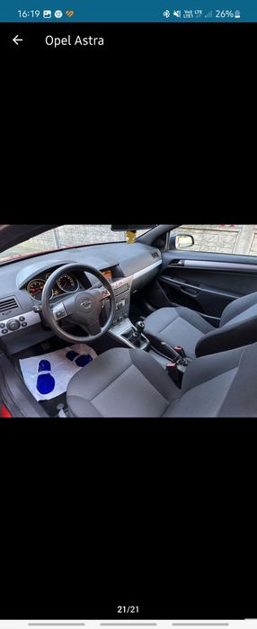 Opel Astra GTC 1.6 benz. Panorama