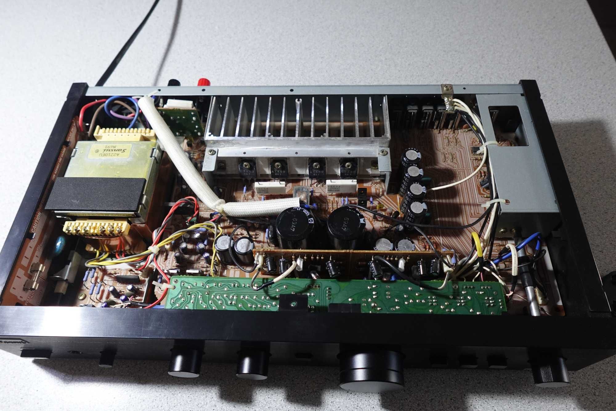 Підсилювач Sansui AU-G11XII 220V 2x25 W Made in Japan in 1985.