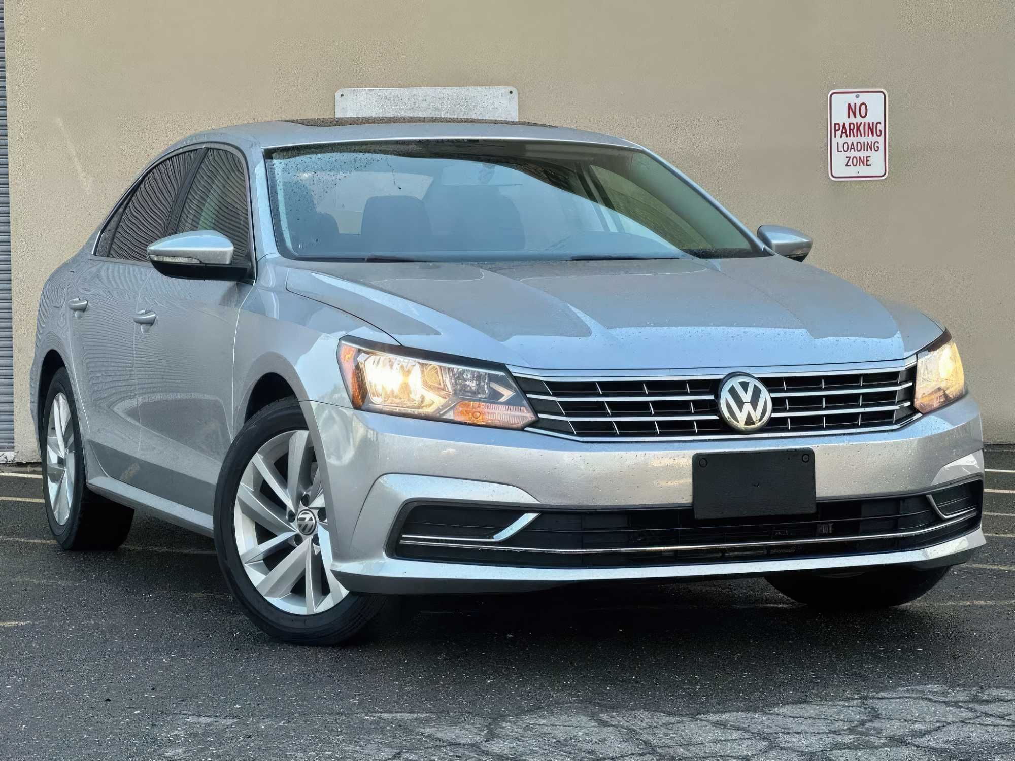 2018 Volkswagen Passat SE