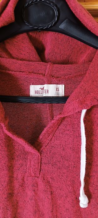 Damska bluza z kapturem Hollister