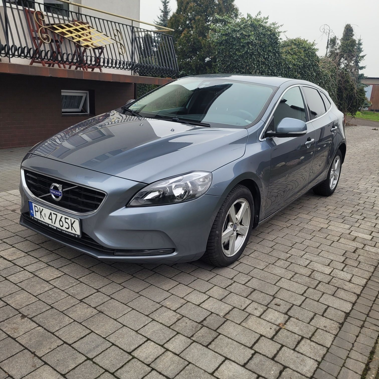 Volvo V40 2.0D 190km