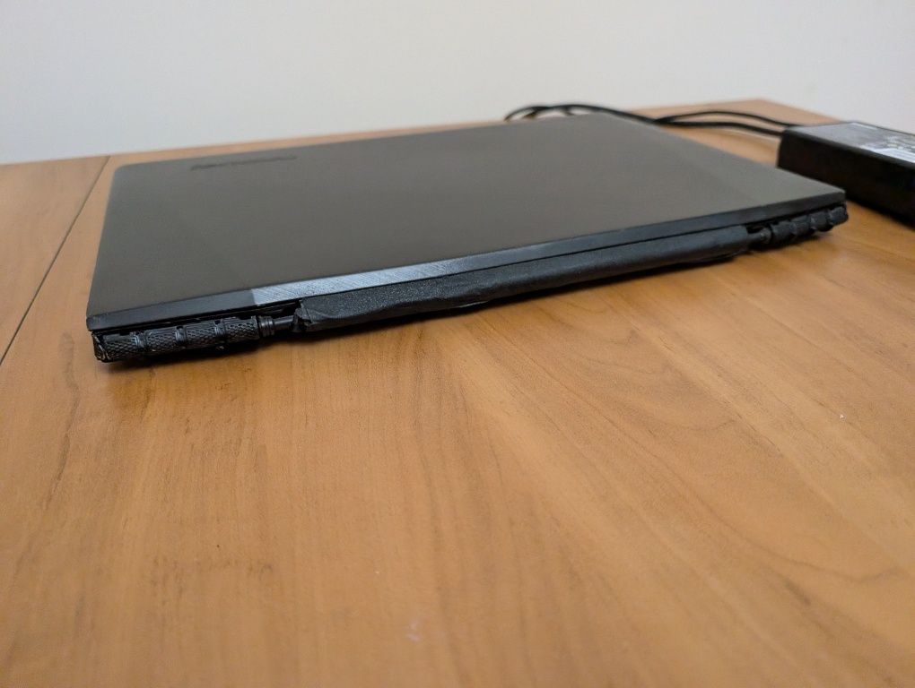 Lenovo Y50-70 core-I7 GTX860 2gb GDDR5 16gb 256gb ssd АКБ 2год