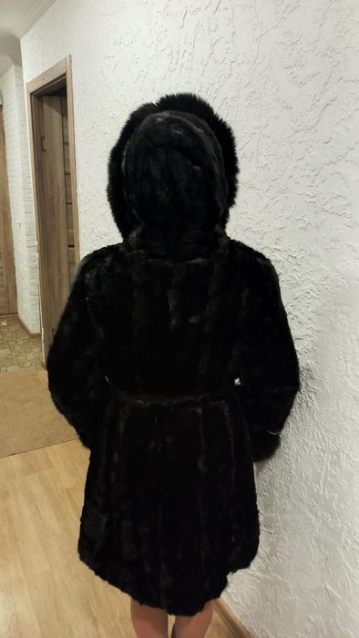 Норкова шуба з песцем