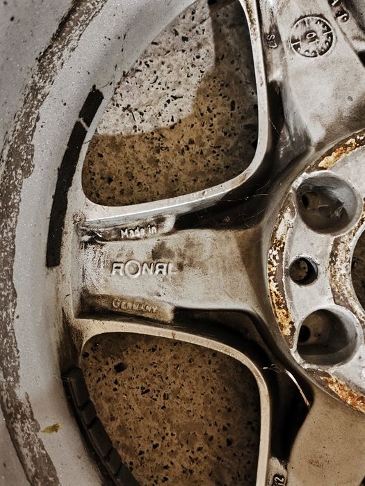 Продам диск с резиной R 16 225/55 Mercedes