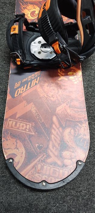 Deska snowboardowa Nitro RIPPER 137 cm + wiązania Nitro S/M
