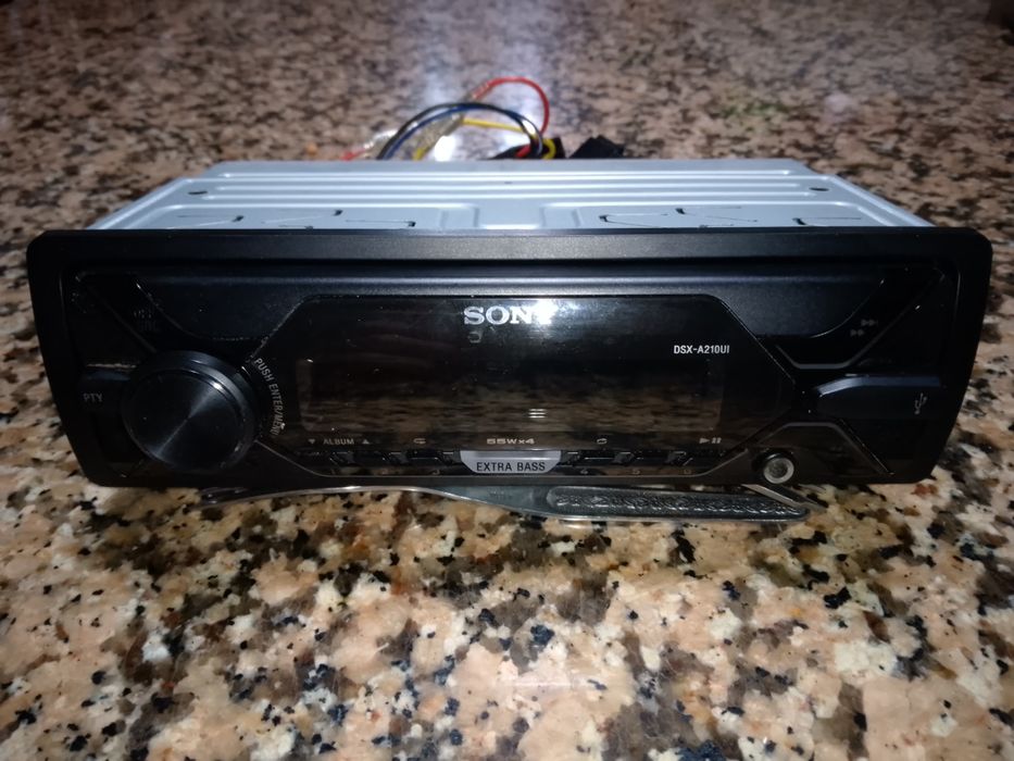 Auto rádio Sony usado