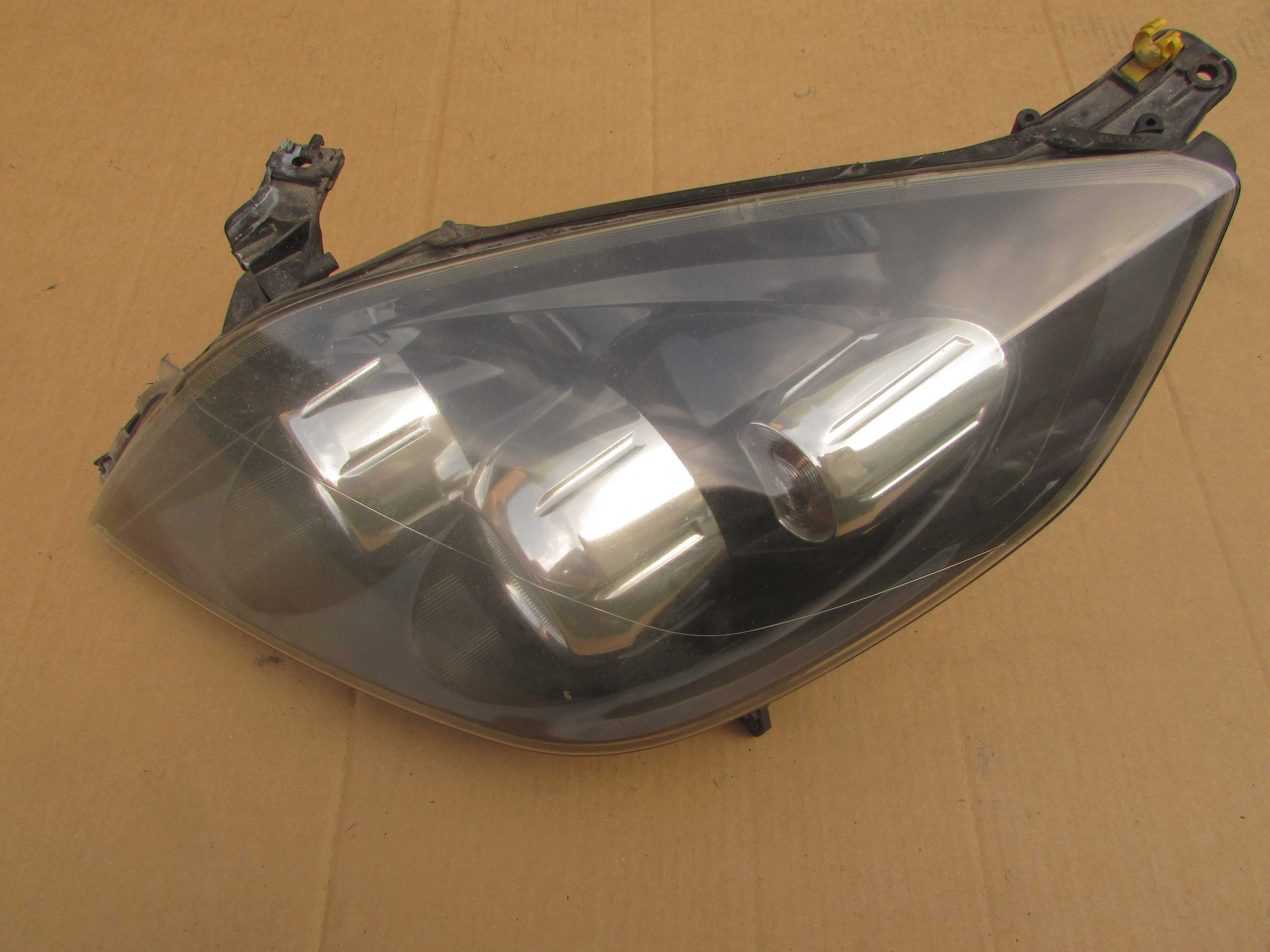 opel vectra c lift lampa przod lewa soczewka ciemna signum lift