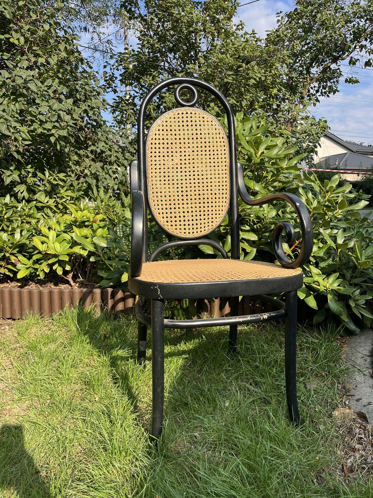 Krzesla ratanowe drewno giete Thonet