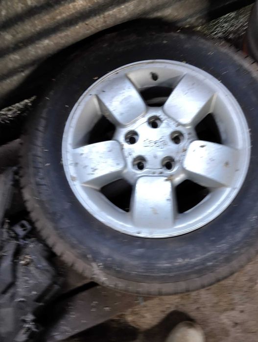 5 jantes com pneus 235/75R17 Jeep WJ/WG
