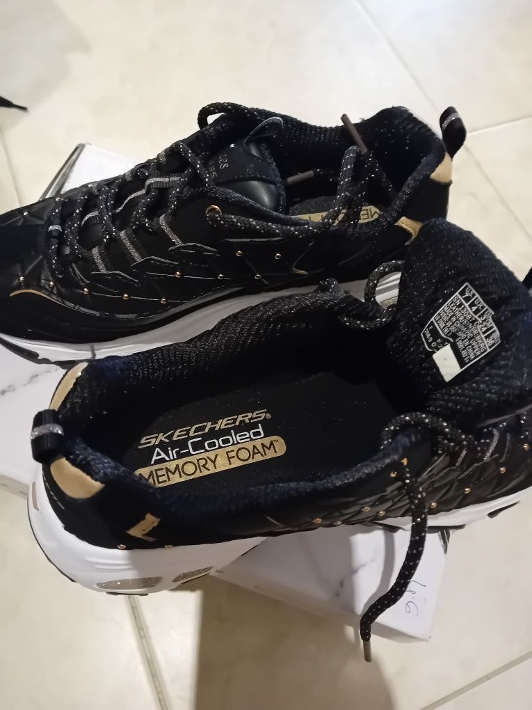 Sapatilhas skechers novas