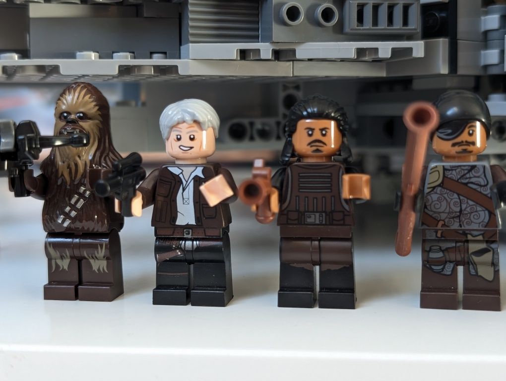 Lego 75105 Millennium Falcon kompletny