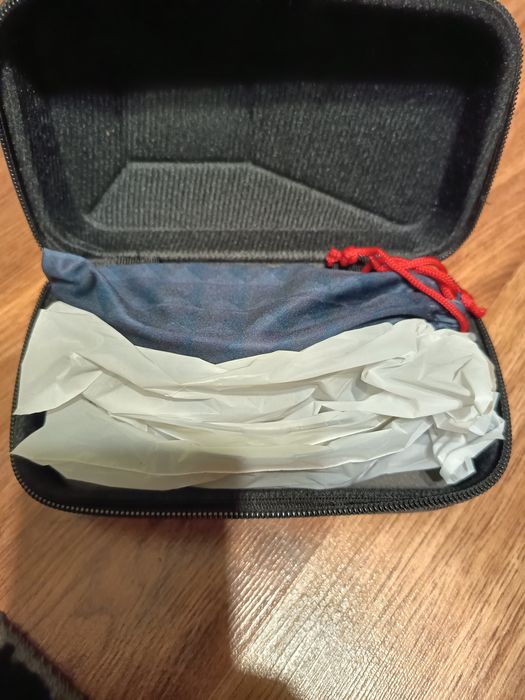 Okulary sportowe 100% + 3 szyby, etui, woreczek