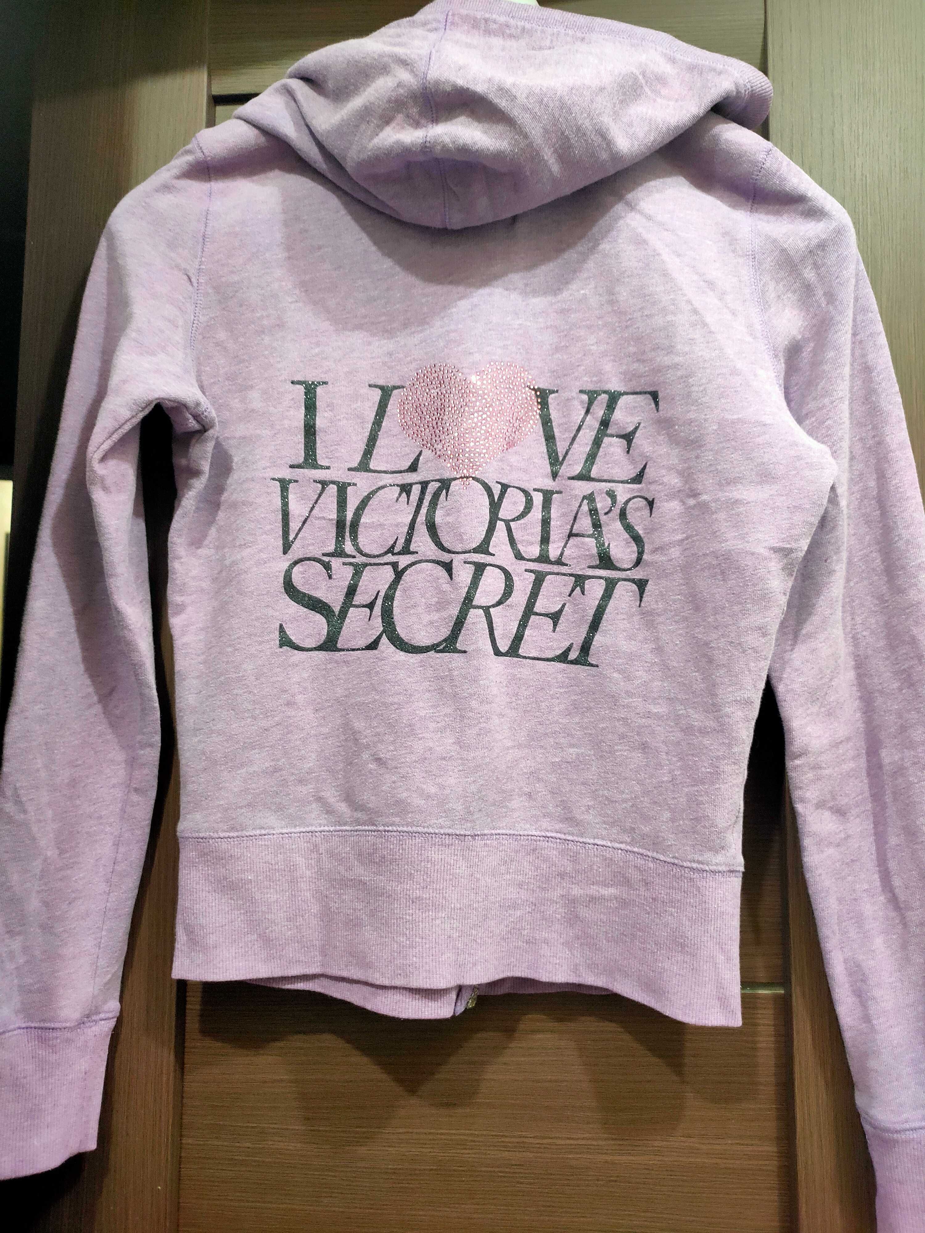 Очень красивая кофта с капюшоном victoria’s secret.лилового цвета.