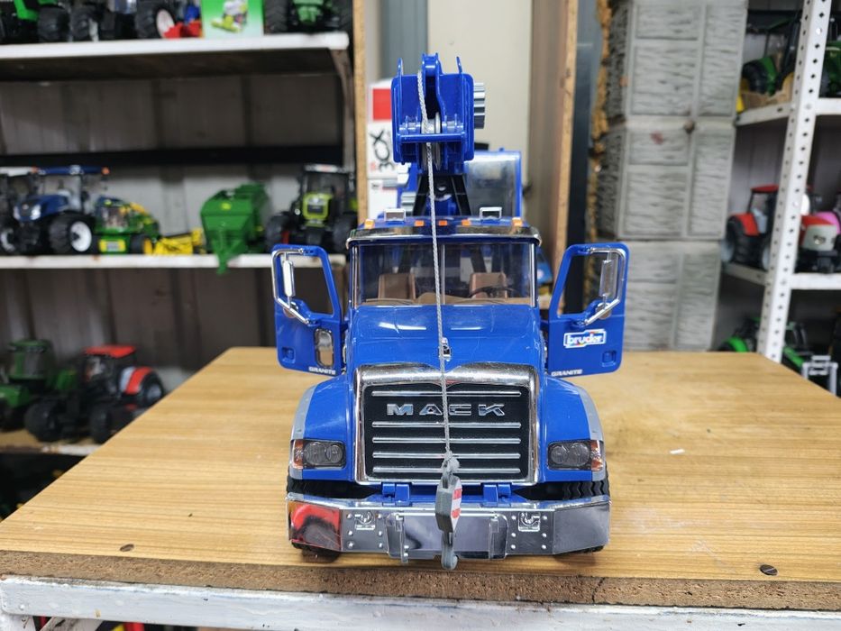 Bruder Mack dźwig