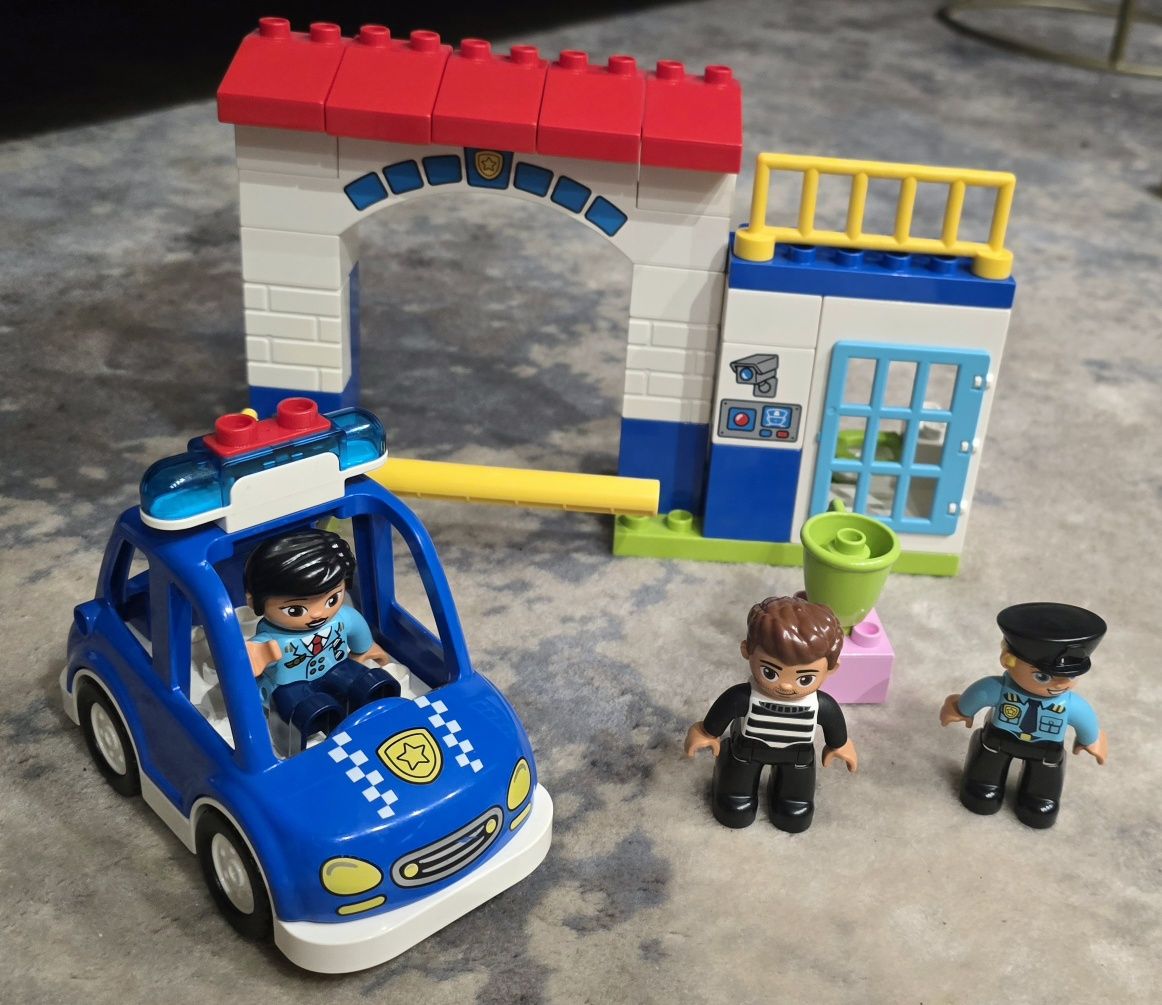 LEGO DUPLO 10902 + 10900 Posterunek policji + Motocykl policyjny