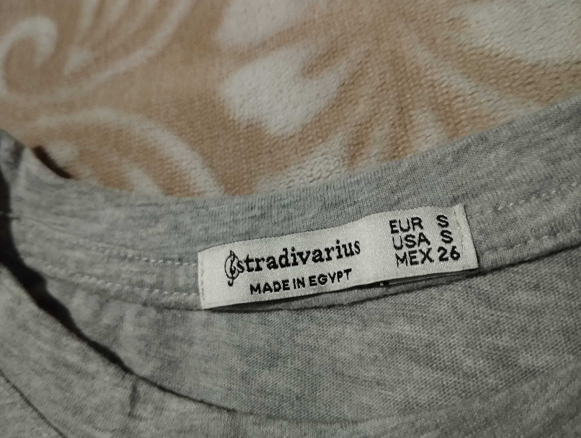 T-shirt cinza da Stradivarius