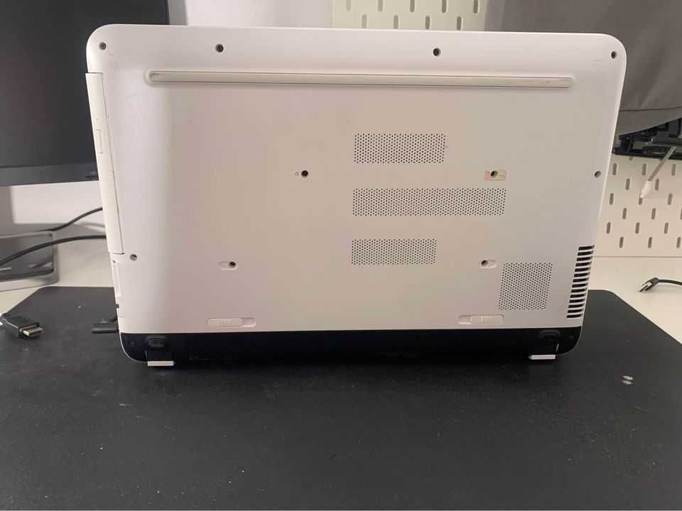 Computador HP (i5, 250gb SSD + 500gb HDD, 8gb ram)