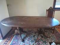 Mesa grande em madeira