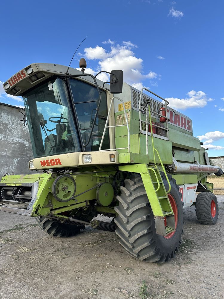 Комбайн Claas Dominator Mega 208 1997 року