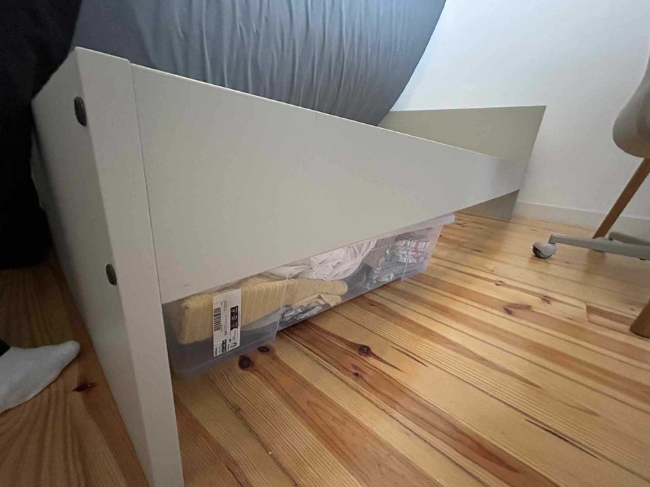 Estrutura de cama IKEA VIHALS