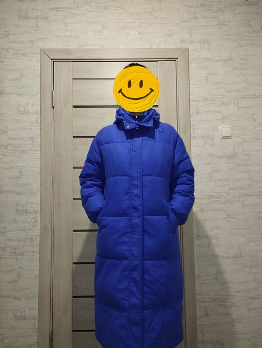 Довгий  пуховик.