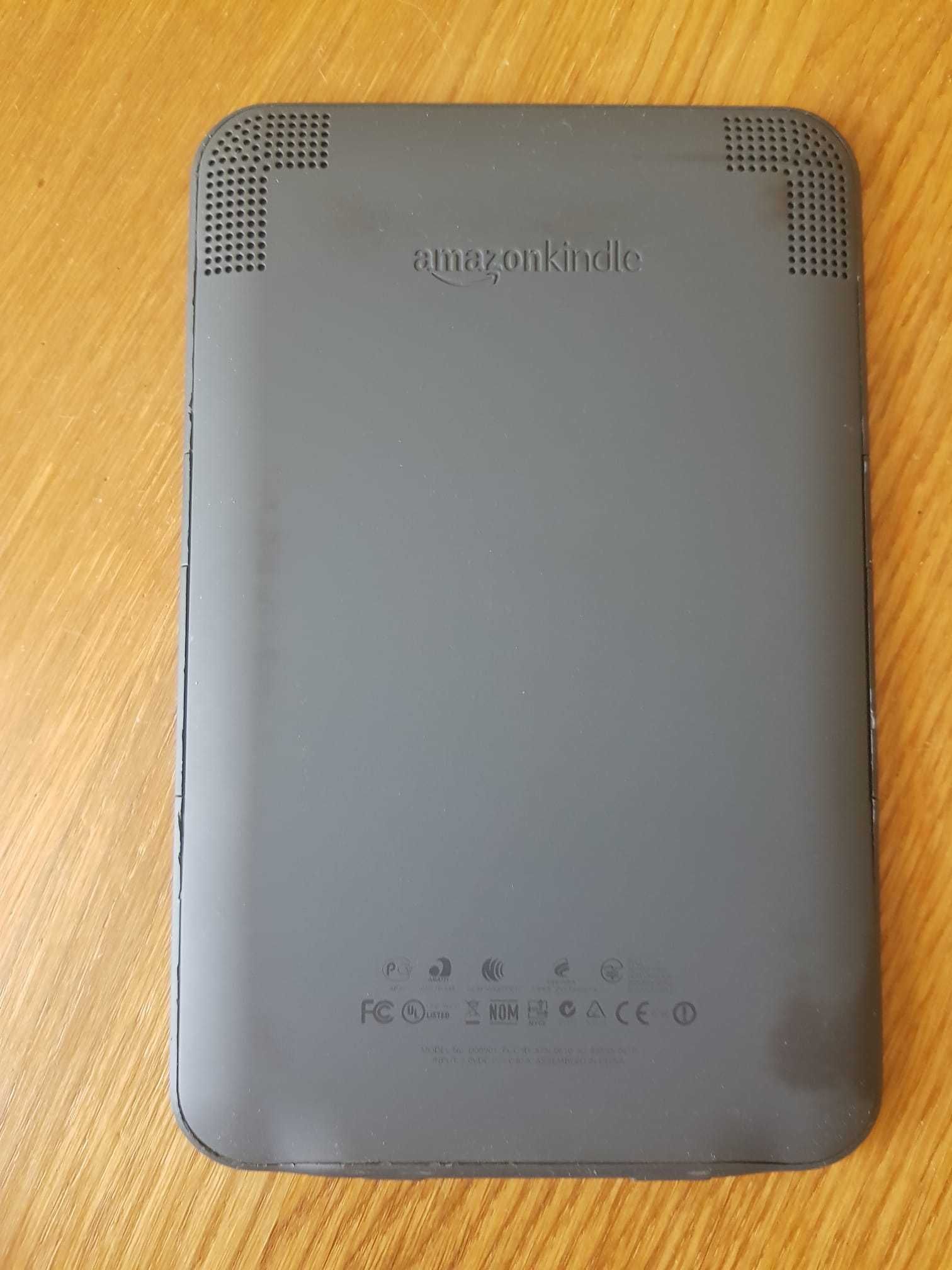 Czytnik ebook Kindle Keyboard 3G + etui