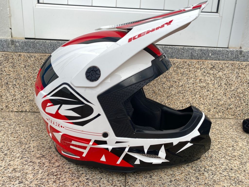 Vendo Capacete Kenny Track - L - Novo