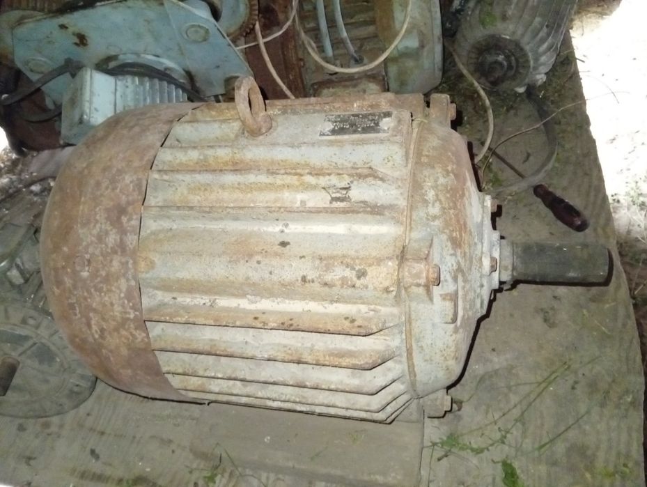 Електромотор 7кв 3000 об/хв.