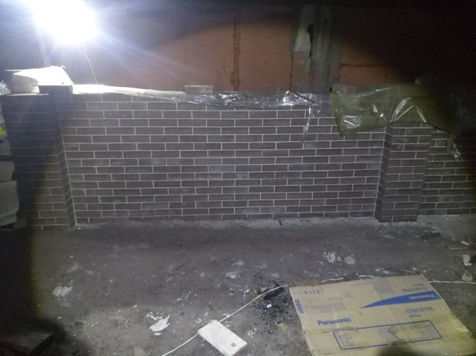 кладка кирпича каменщики