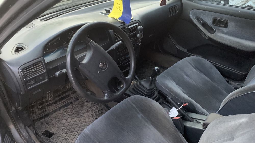 Продам нісан сані не на ходу
