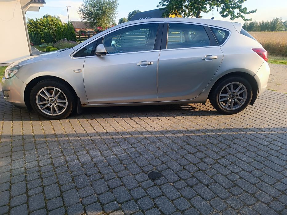Sprzedam Opel Astra J