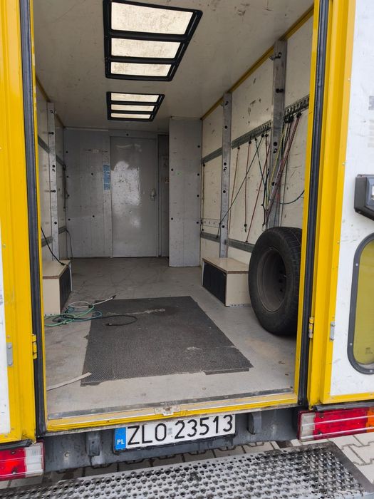 Mercedes - Benz Sprinter