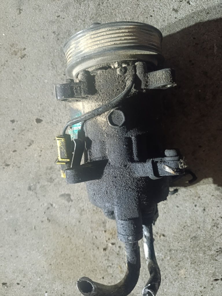 Sprężarka klimatyzacji peugeot 2*0 HDi 207 307 citroen Berlingo r134a