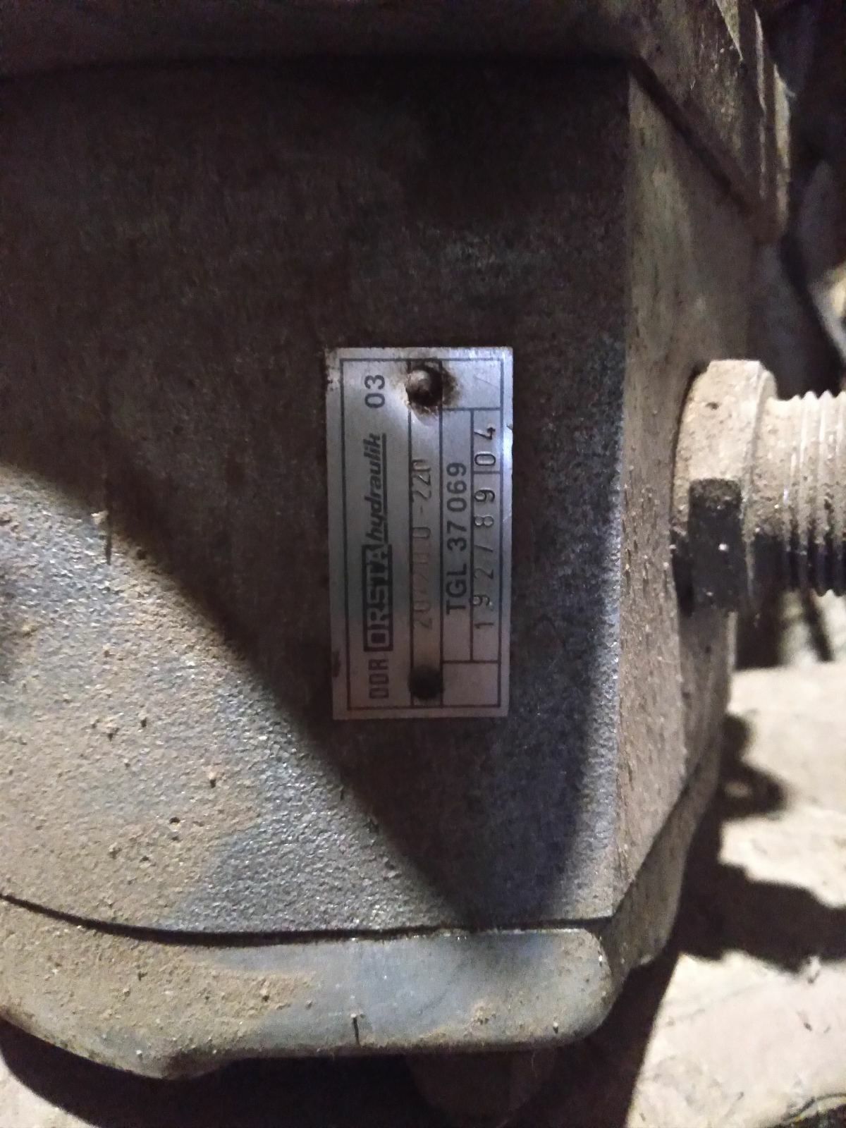 Насос НШ DDR Orsta Hydraulik 03 tgl 37069  от комбайна Fortschtritt