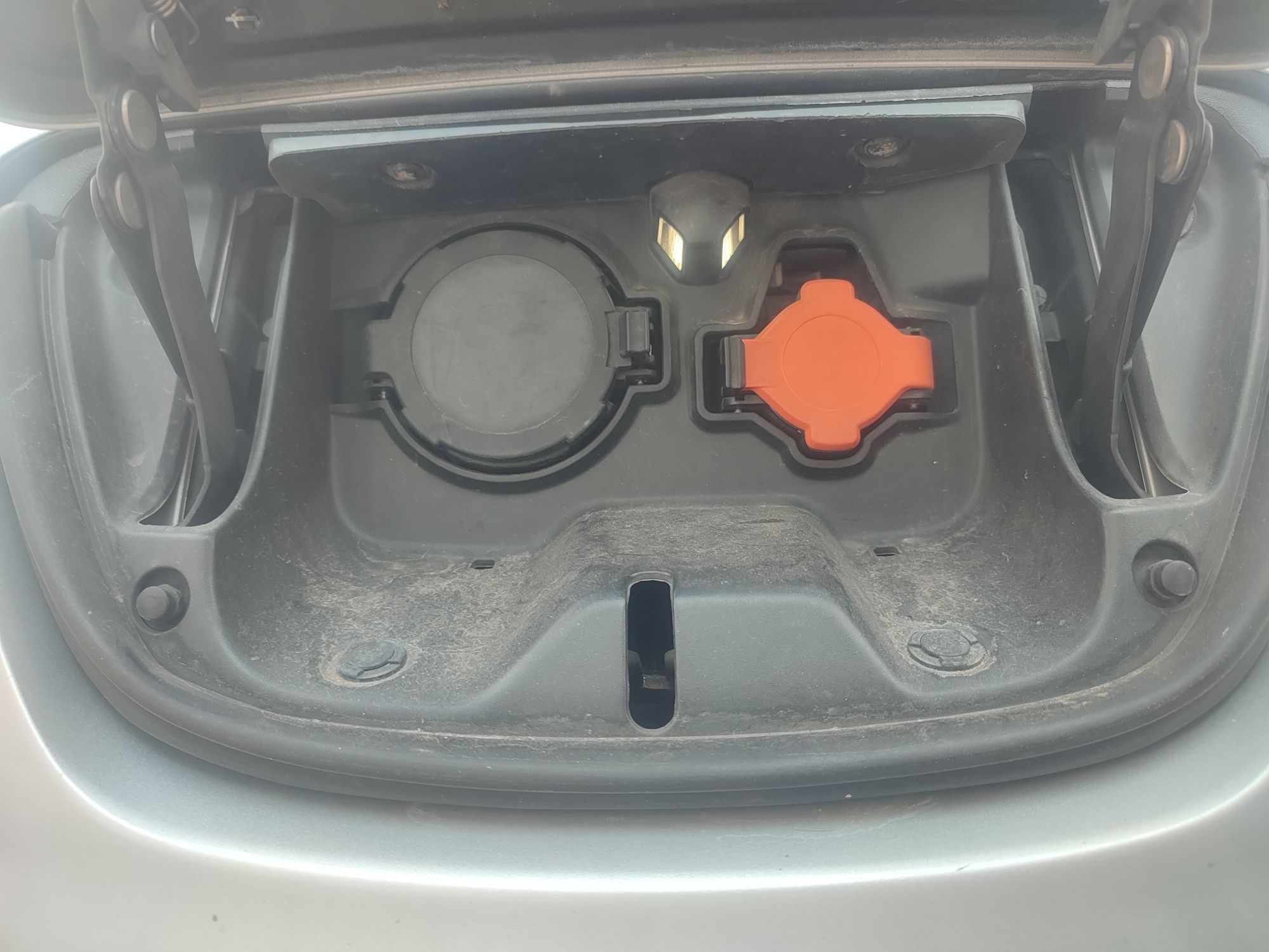 Продам Nissan leaf 2014 р рест Ніссан ліф