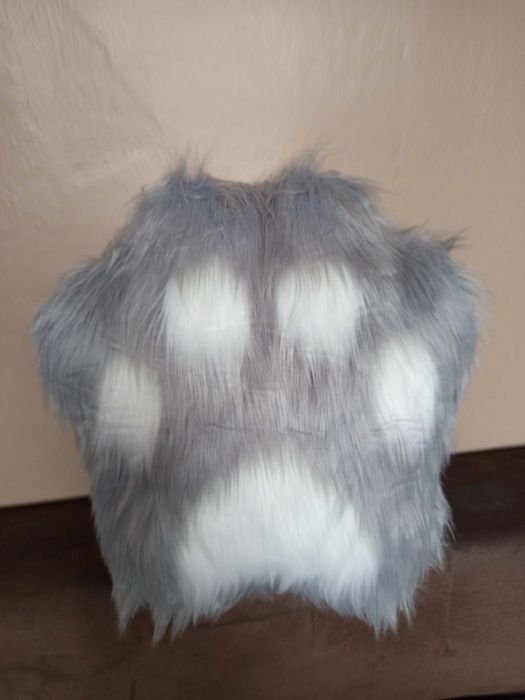 Poduszka puchata łapka