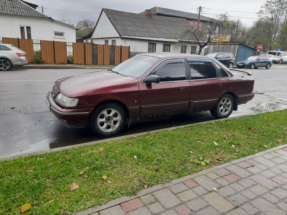 Продам гарне авто форд2.0 гбо4 136 л.с.