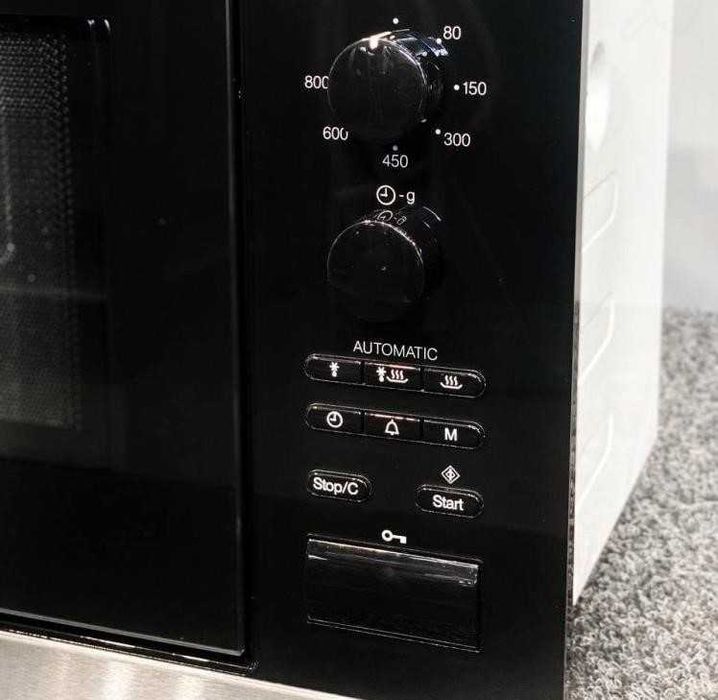 Встраиваемая микроволновая печь Miele M 8151-2 CleanSteel