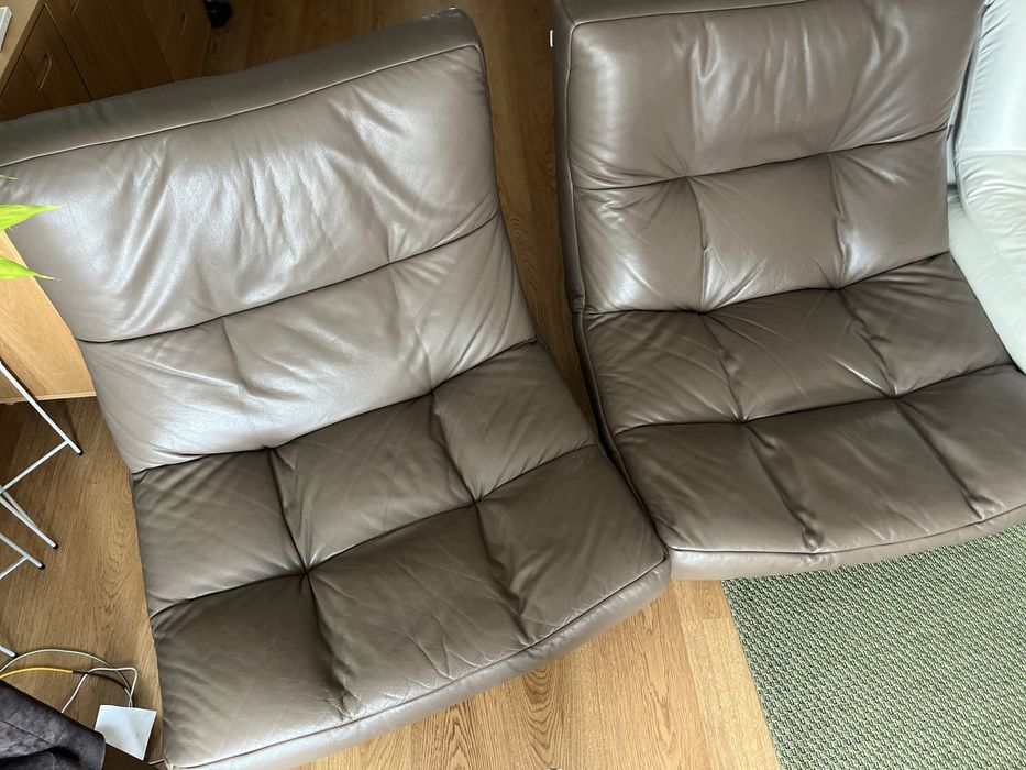 2 poltronas de pele - castanhas