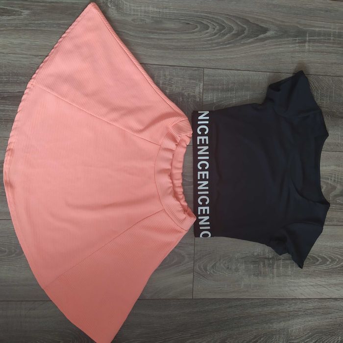 Боді, спідниця, футболка