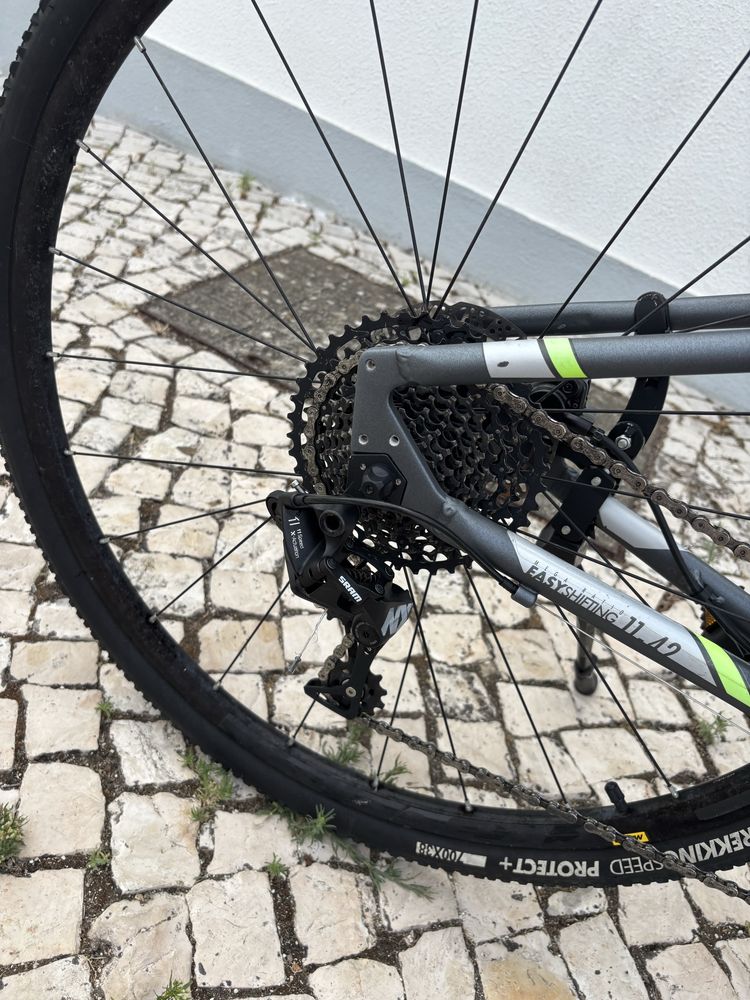 Bicicleta riverside 920, mavic sram